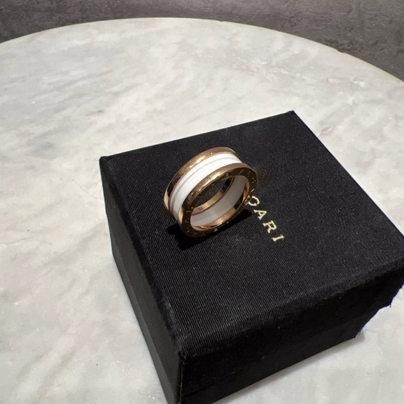 Auth BVLGARI 18K Rose Gold White Ceramic B. Zero Ring Size 57 - Picture 1 of 9